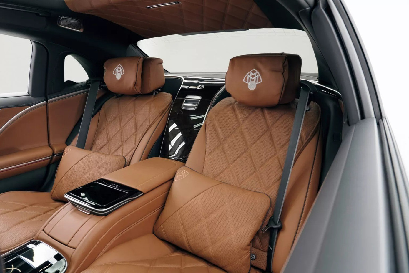 Chiêm ngưỡng Mercedes-Maybach S680 bản giới hạn 50 chiếc- Ảnh 4.