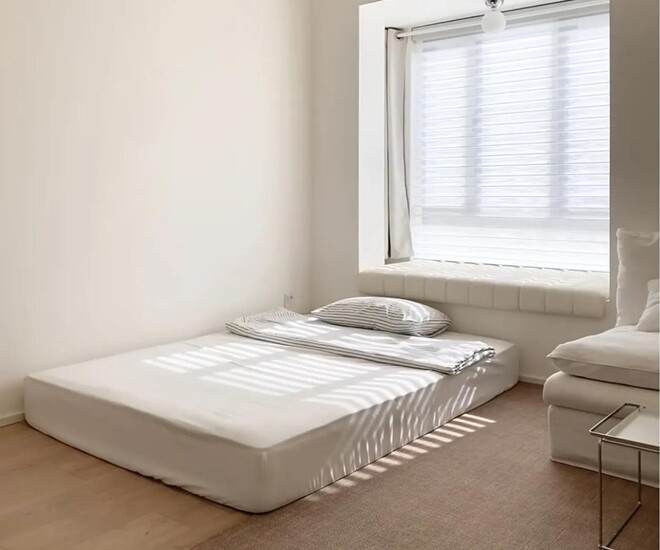 Tại sao phải dùng khung giường, không nên đặt nệm trực tiếp xuống sàn nhà? Đây là lý do - 1