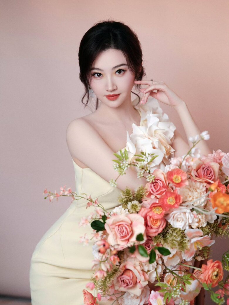 Cảnh Điềm đã vào xem trang cá nhân của Tăng Dĩnh ít nhất 3 lần.