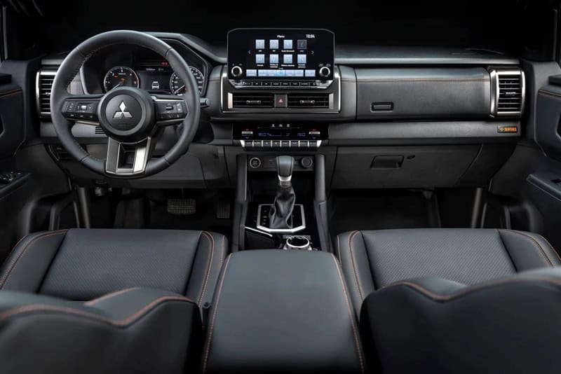 Mitsubishi Triton thêm bản đặc biệt: Độ ống thở, giá nóc chính hãng khiến dân off-road phát thèm - Ảnh 3.