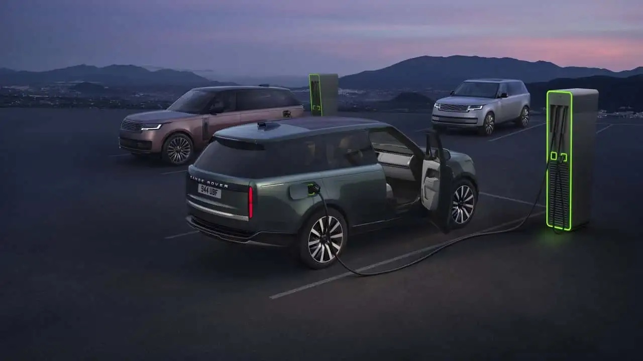 Range Rover bản điện ra mắt: Trông như xe xăng, mạnh 542hp, chạy 600km/sạc - Ảnh 3.