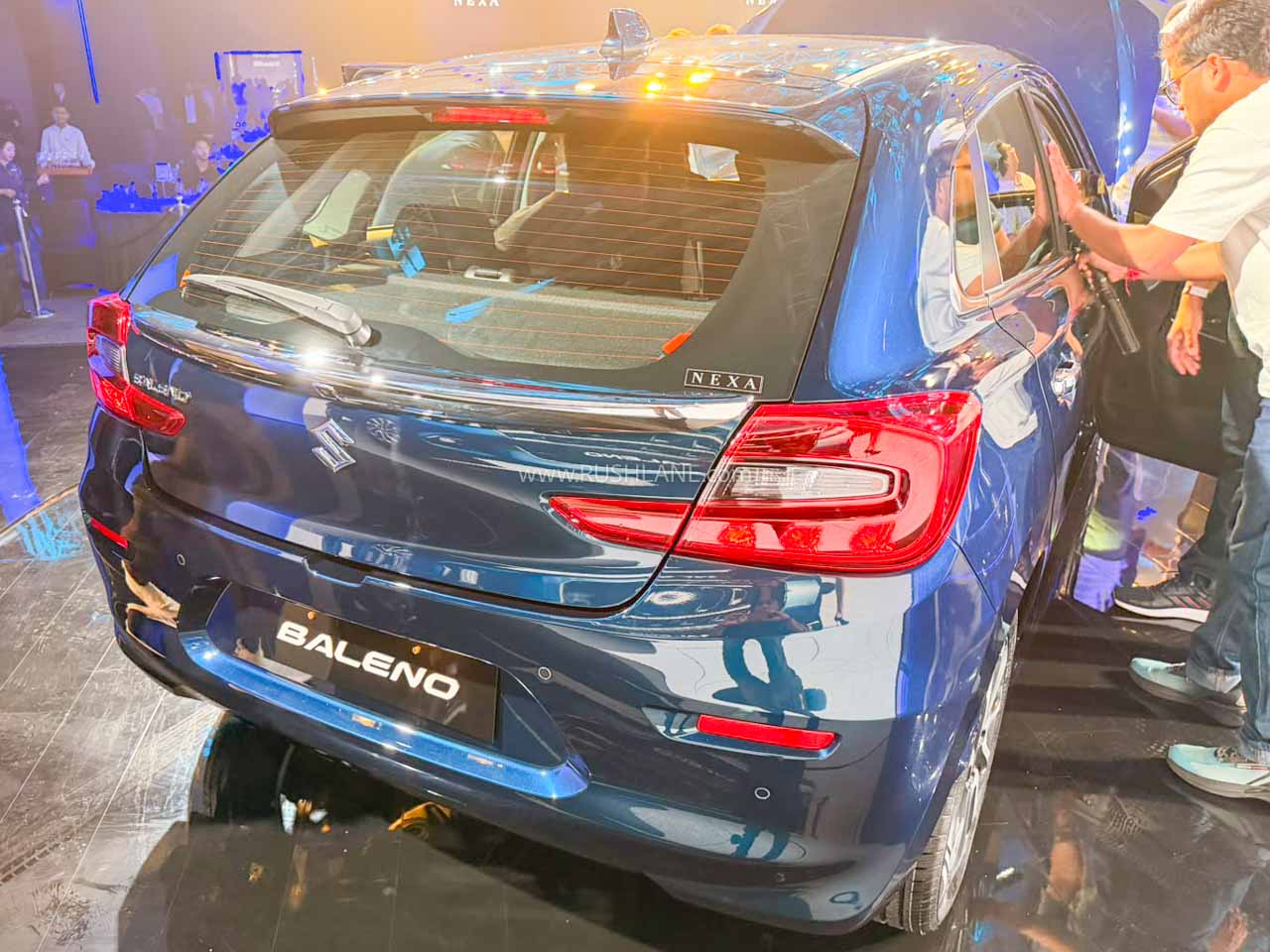 Suzuki Baleno 2026 ra mắt: Đối thủ Mazda2, giá quy đổi chưa đến 200 triệu đồng nhưng đầy đủ ADAS - Ảnh 12.