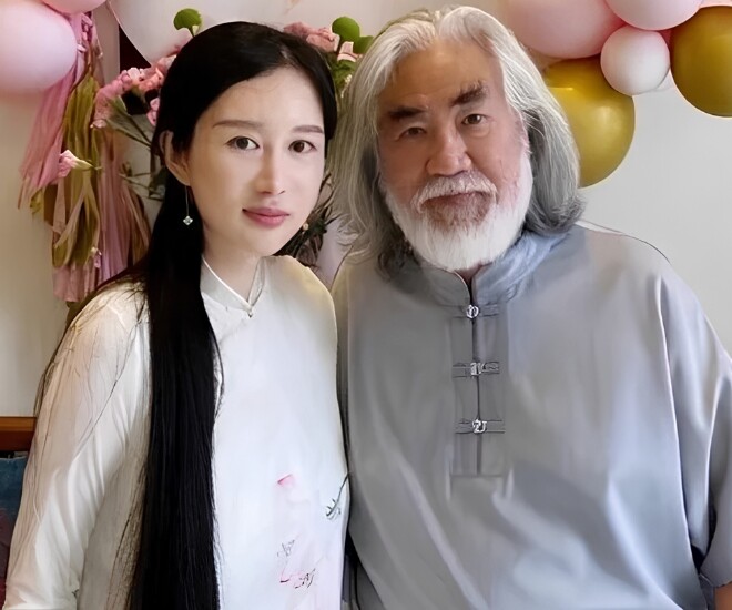 Đạo diễn Trương Kỷ Trung và vợ kém 31 tuổi muốn có thêm con thứ 5.