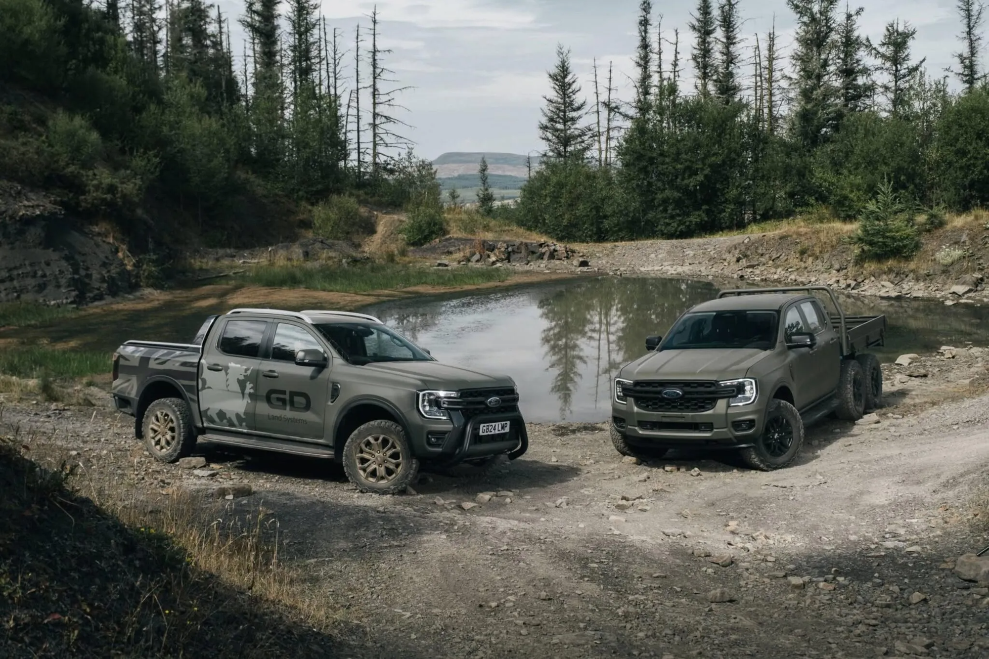 Hàng hiếm Ford Ranger 6 bánh, có tiền cũng khó mua được - Ảnh 3.