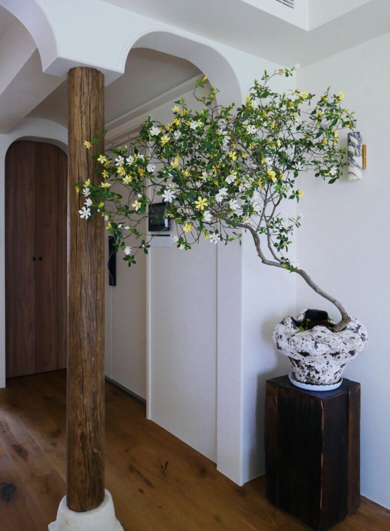 Cây dại cho hoa thơm nức mũi lên chậu thành bonsai tiền triệu, cắm cành vào đất là bén rễ, người lười mấy cũng trồng được - 7