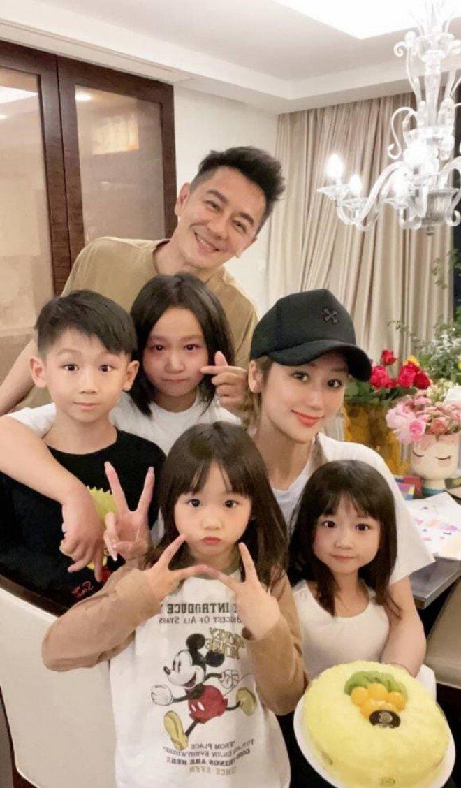Cuộc hôn nhân của cả hai từng gặp nhiều sóng gió.