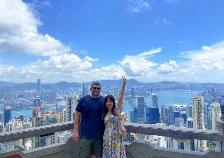 Mẹ đơn thân đưa con sang Mỹ tái hôn, chăm 2 con riêng như con ruột nhưng đêm trằn trọc vì một chuyện - 6