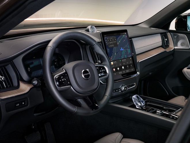 Volvo XC60 nâng cấp lớn: Đèn mới, thêm tính năng ADAS, chạy 126km không cần xăng - Ảnh 13.