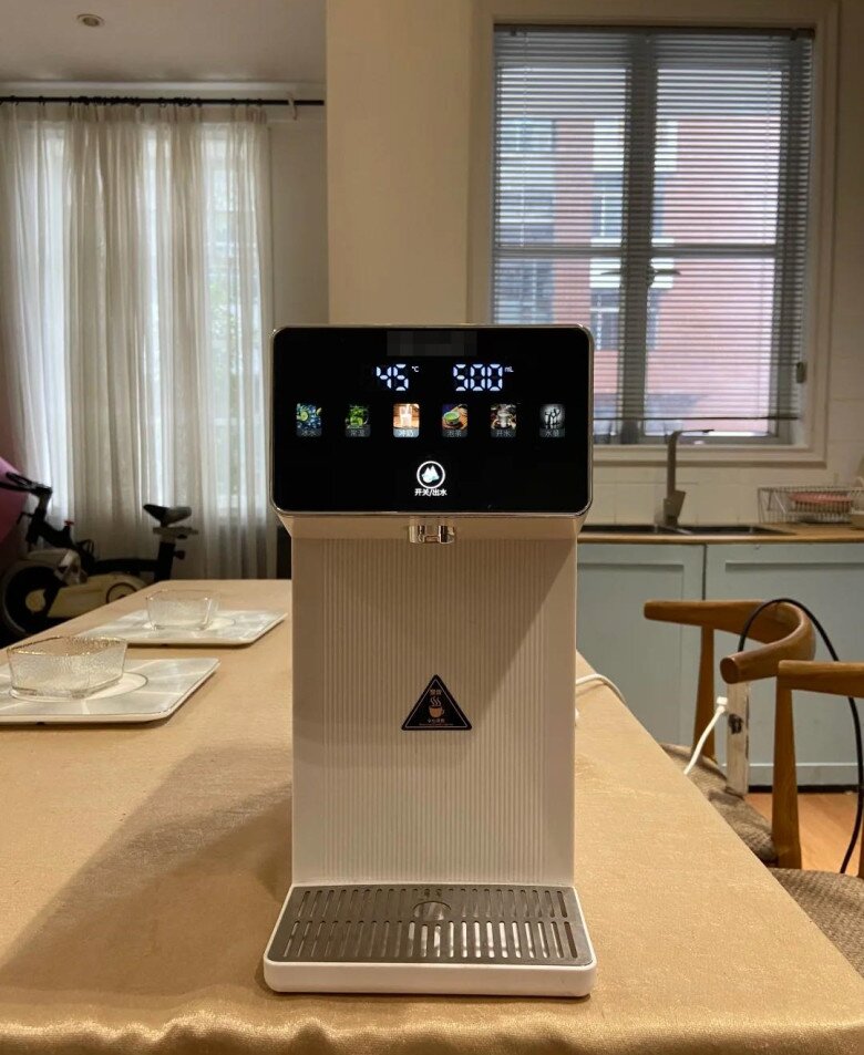 Ấm siêu tốc bị amp;#34;gạch tênamp;#34; khỏi căn bếp ngày nay? Thiết bị thay thế này đang được ưa chuộng hơn? - 3