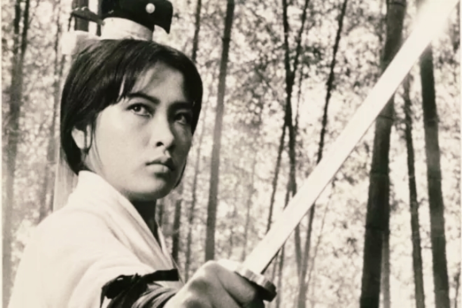 Diễn xuất giỏi, đánh võ hay, Từ Phong được mệnh danh là Nữ hoàng Kungfu.
