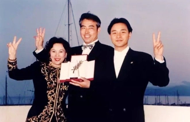 Từ Phong, đạo diễn Trần Khải Ca và nam diễn viên Trương Quốc Vinh tại LHP Cannes.