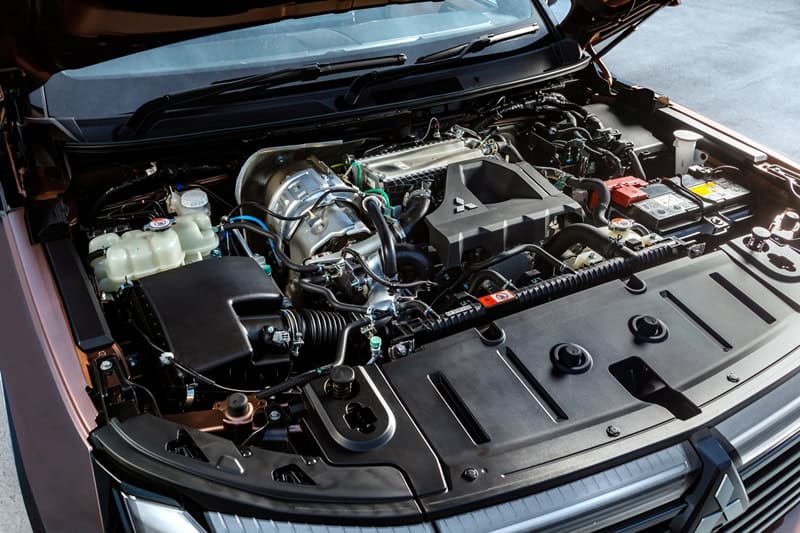 Mitsubishi Pajero thế hệ mới chốt ngày ra mắt ĐNÁ: 3 phiên bản giá quy đổi từ 1,2 tỷ, máy dầu hơn 200mã lực, tham vọng đấu Everest - Ảnh 4.