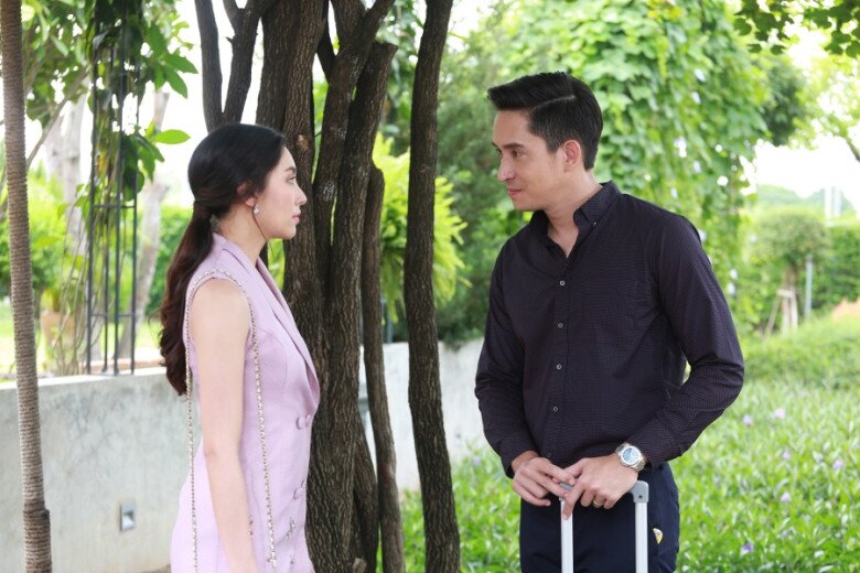 Tôi thỉnh thoảng lái xe chở Mai, người tình của sếp, tới bệnh viện. (Ảnh minh họa)