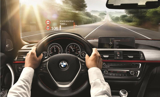 Nhiều xe BMW bị cắt tính năng quan trọng này, có mẫu đang bán tại Việt Nam - Ảnh 1. Nhiều xe BMW bị cắt tính năng quan trọng này, có mẫu đang bán tại Việt Nam - Ảnh 1.