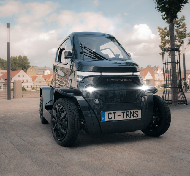 Ô tô điện tí hon thiết kế cực dị, biến hình khi cần tìm chỗ đỗ xe, sạc đầy pin đi 180km - Ảnh 3. Ô tô điện tí hon thiết kế cực dị, biến hình khi cần tìm chỗ đỗ xe, sạc đầy pin đi 180km - Ảnh 3.