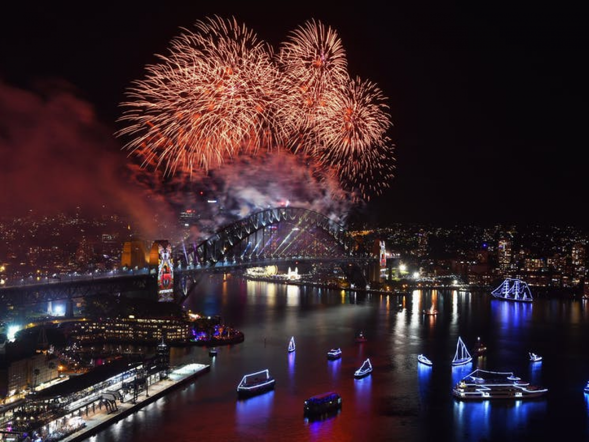 Màn pháo hoa đêm giao thừa rực rỡ tại khu vực cầu cảng và nhà hát Opera Sydney. Ảnh City of Sydney.