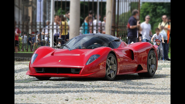 Quá trình mông má  Ferrari P4/5 độc nhất thế giới: Lau chùi từng li từng tí, 3 người làm việc tỉ mẩn trong hai ngày - Ảnh 1.