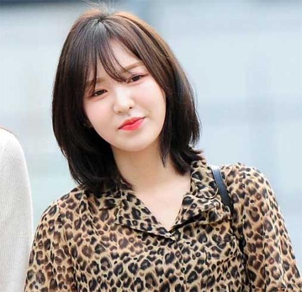 Tóc mái bay: Top 25 kiểu tóc đẹp trẻ trung năng động hot nhất hiện nay - 16