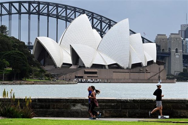 Australia noi long di lai, Ireland ban hanh quy dinh voi du khach hinh anh 1