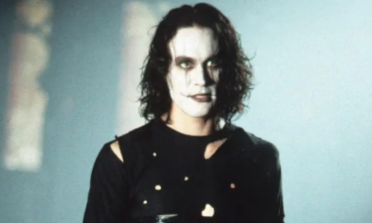 Lý Quốc Hào trên phim trường The Crow. Ảnh: Miramax