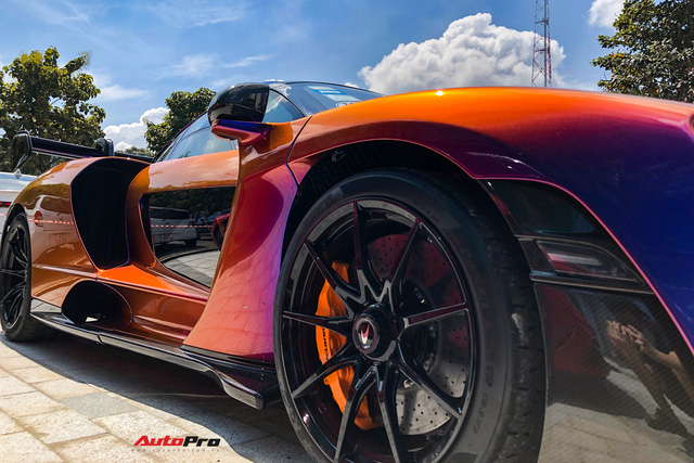 Vừa tái xuất sau nửa năm, McLaren Senna đã được đem đi bảo dưỡng, hứa hẹn có mặt tại Đà Nẵng ngày không xa - Ảnh 6.