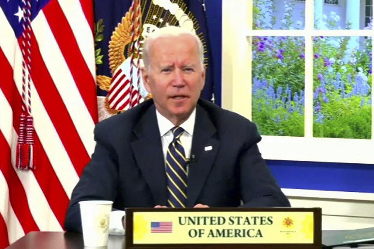 Biden phát biểu tại EAS hôm 27/10. Ảnh: AP.