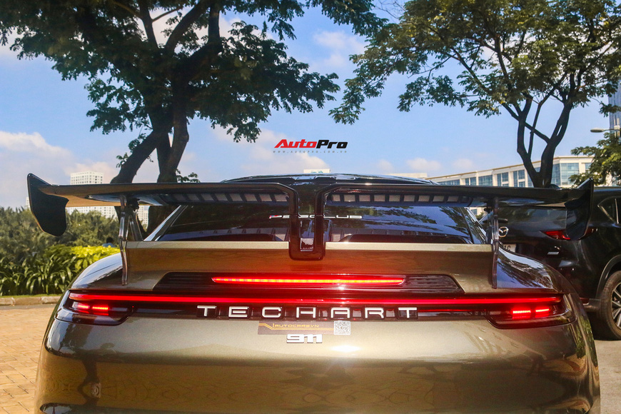 Cận cảnh Porsche 911 Carrera S thế hệ mới độ TechArt đầu tiên Việt Nam: Bộ mâm hầm hố nhất, cánh gió sau có bộ phận như đồ chơi - Ảnh 13.