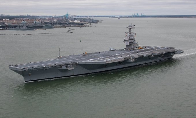 USS Gerald R. Ford rời quân cảng Norfolk hôm 4/10. Ảnh: US Navy.