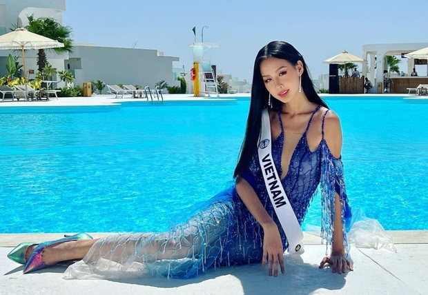 Á hậu Bảo Ngọc khoe sắc vóc quyến rũ với bikini bên bể bơi - Ảnh 4.