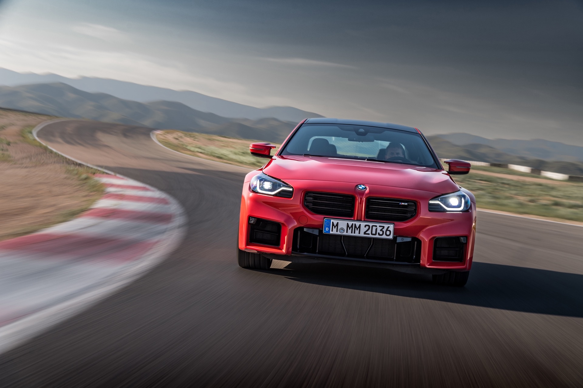 BMW M2 đời mới: Xe thể thao giá mềm cho người nhập môn - Ảnh 6.