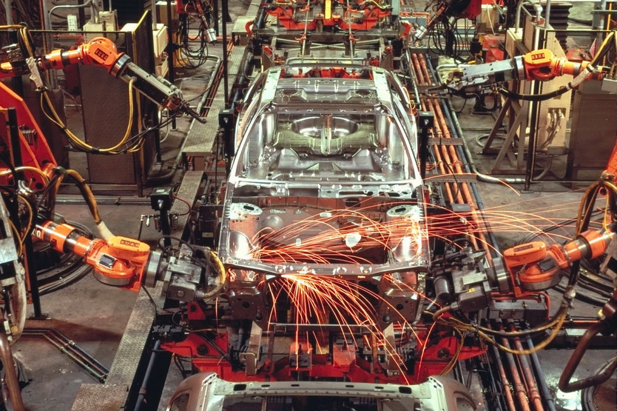 Tương lai mịt mù của những công ty sản xuất phụ tùng động cơ đốt trong - Ảnh 1. Tương lai mịt mù của những công ty sản xuất phụ tùng động cơ đốt trong - Ảnh 1.