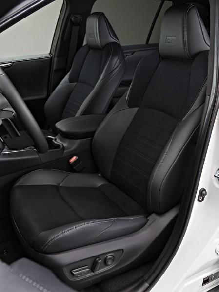 SUV cỡ trung bán chạy nhất thế giới Toyota RAV4 bổ sung phiên bản giả hiệu suất cao - Ảnh 9.