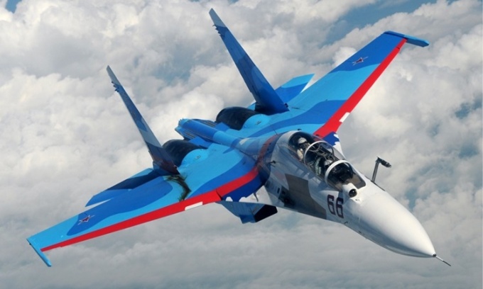 Một chiếc Sukhoi Su-30 chuẩn bị hạ cánh tại Nga hồi năm 2010. Ảnh: Airliners.