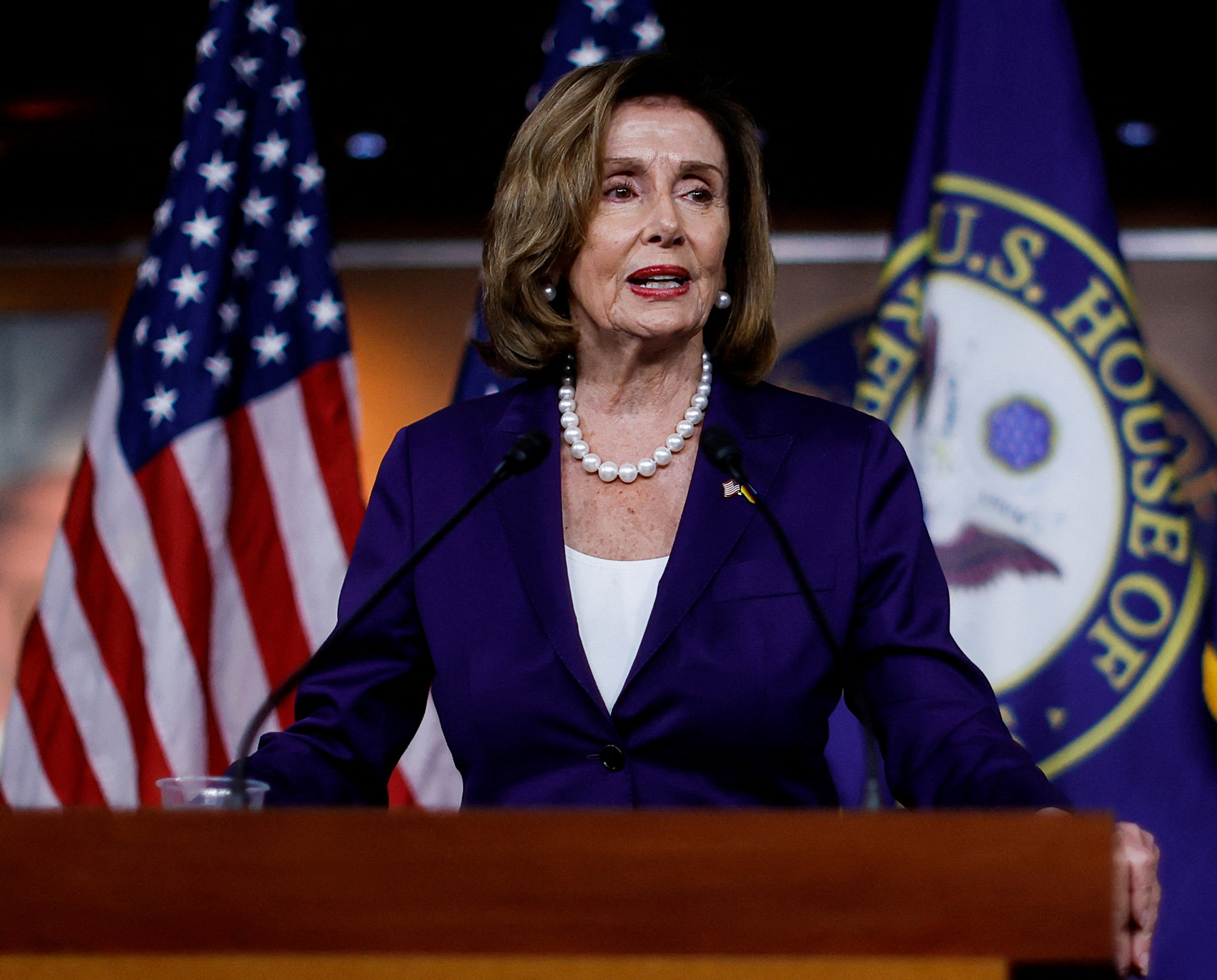 Bà Nancy Pelosi phát biểu tại quốc hội Mỹ ngày 29/7/2022. Ảnh: Reuters