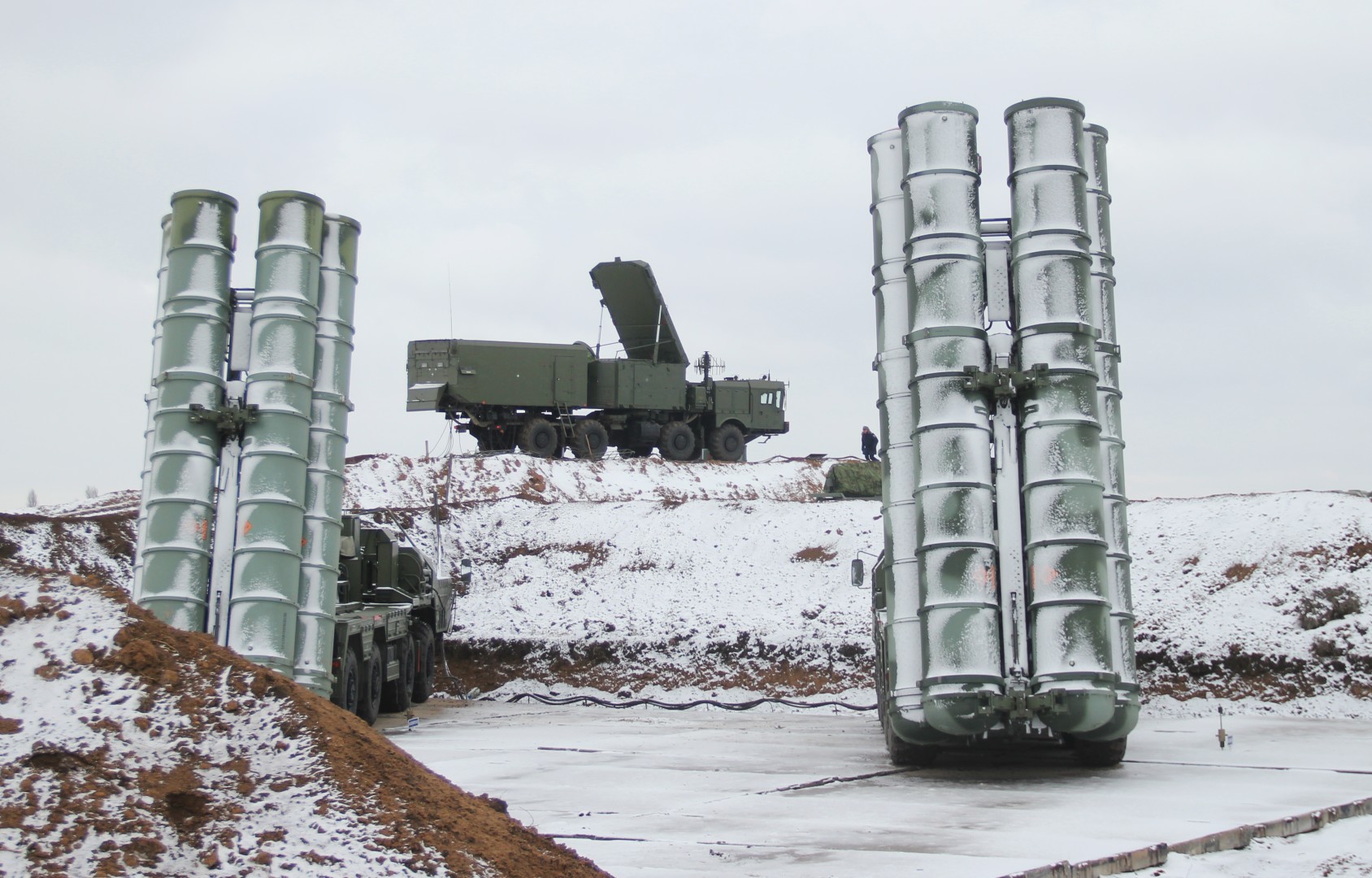 Hệ thống phòng không S-400 được Nga triển khai đến bán đảo Crimea vào năm 2018. Ảnh: RIA Novosti