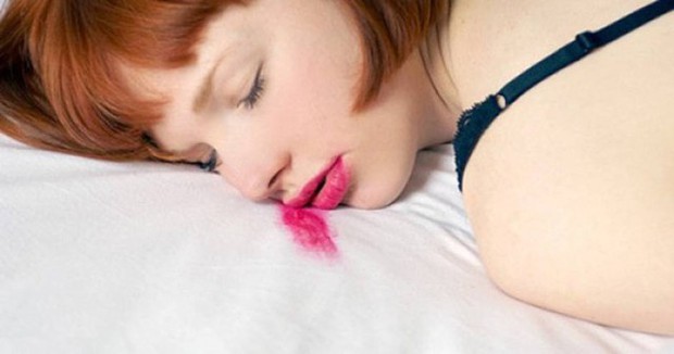 5 thói xấu của nhiều người khi ngủ, khiến cơ thể lão hóa không phanh - Ảnh 4.