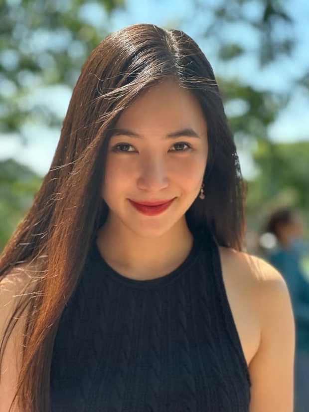 Từng lộ ảnh tròn trịa qua cam thường, Hương Tràm diện áo tắm khoe sắc vóc hiện tại gây bất ngờ - Ảnh 6.