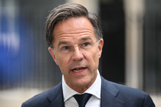 Tổng thư ký NATO Mark Rutte phát biểu tại London, Anh ngày 10/10. Ảnh: AFP