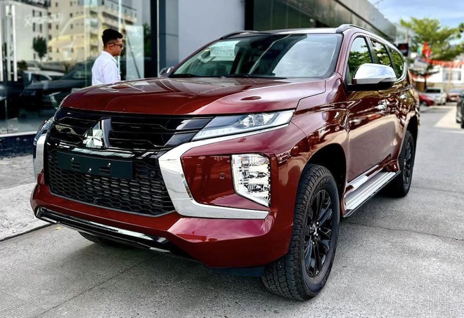 Sắp hết năm 2024 nhưng đại lý vẫn miệt mài xả kho Mitsubishi Pajero Sport 2023: Giảm sâu nhất 270 triệu đồng, giá khởi điểm ngang Hyundai Tucson- Ảnh 3.