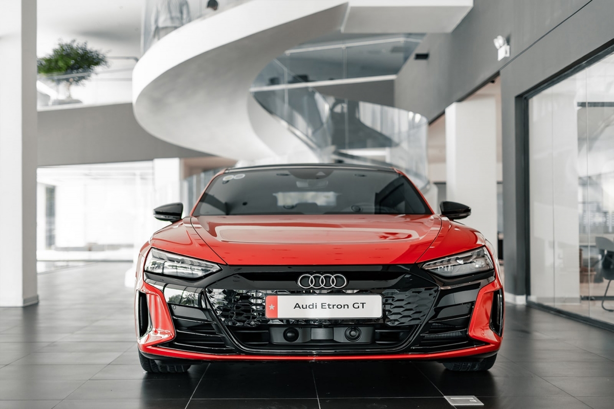 Audi e-tron GT và RS e-tron GT bị triệu hồi tại Việt Nam vì lỗi pin cao áp- Ảnh 1.