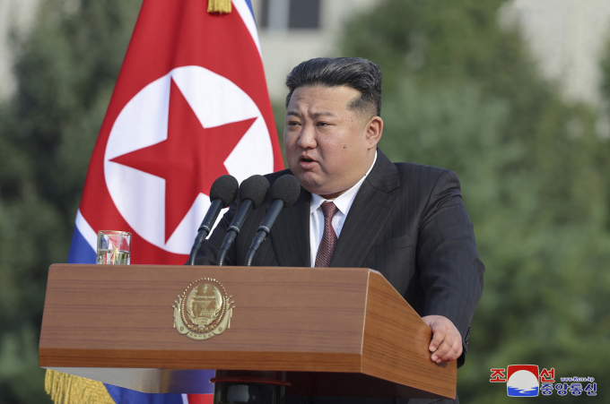 Ông Kim Jong-un phát biểu tại Bình Nhưỡng, Triều Tiên ngày 7/10. Ảnh: AFP