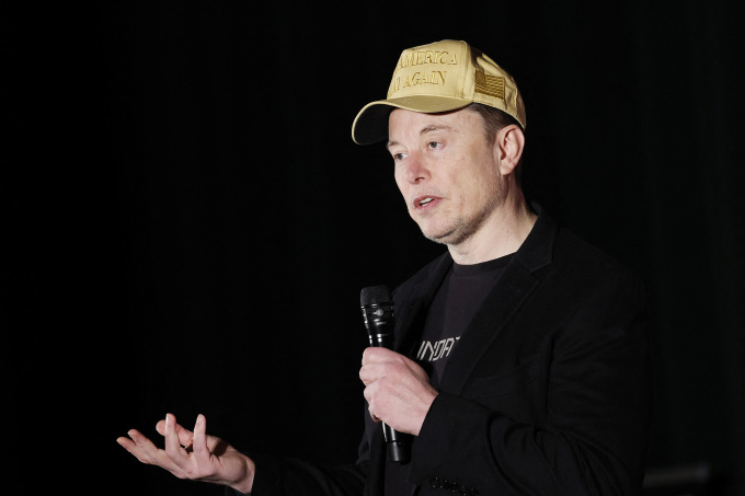 Elon Musk trong cuộc vận động tranh cử tại Folsom, ngoại ô thành phố Philadelphia, bang Pennsylvania ngày 16/10. Ảnh: AFP