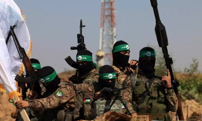 Các tay súng Hamas ở Gaza hồi tháng 7/2023. Ảnh: AFP