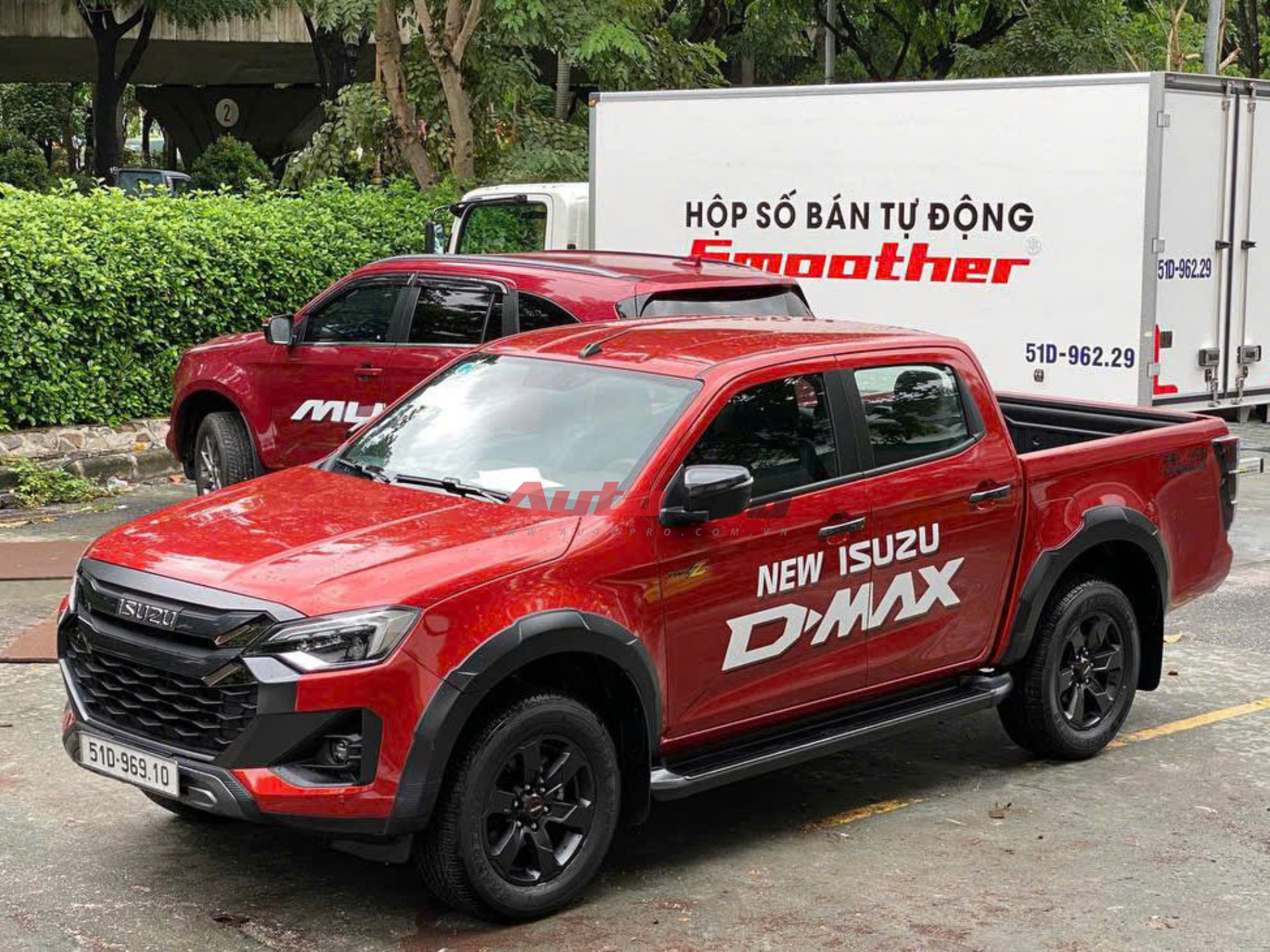 Tóm gọn Isuzu D-Max 2024 lộ diện tại Việt Nam: Ngoại hình hầm hố, đáng tiếc thiếu ADAS khó cạnh tranh Ranger- Ảnh 2.