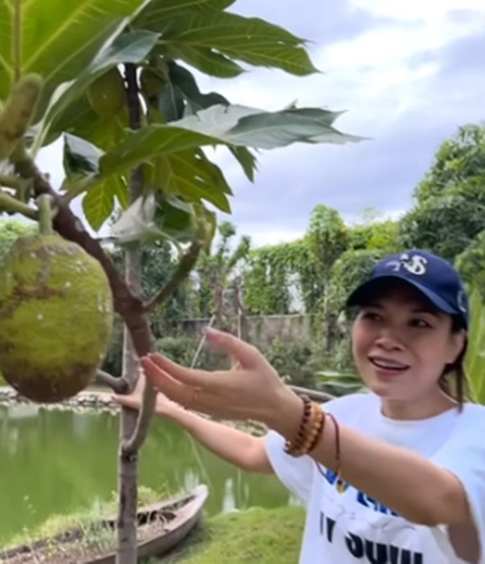 “Biet phu” nghin met vuong “di moi chan” cua ca si My Tam