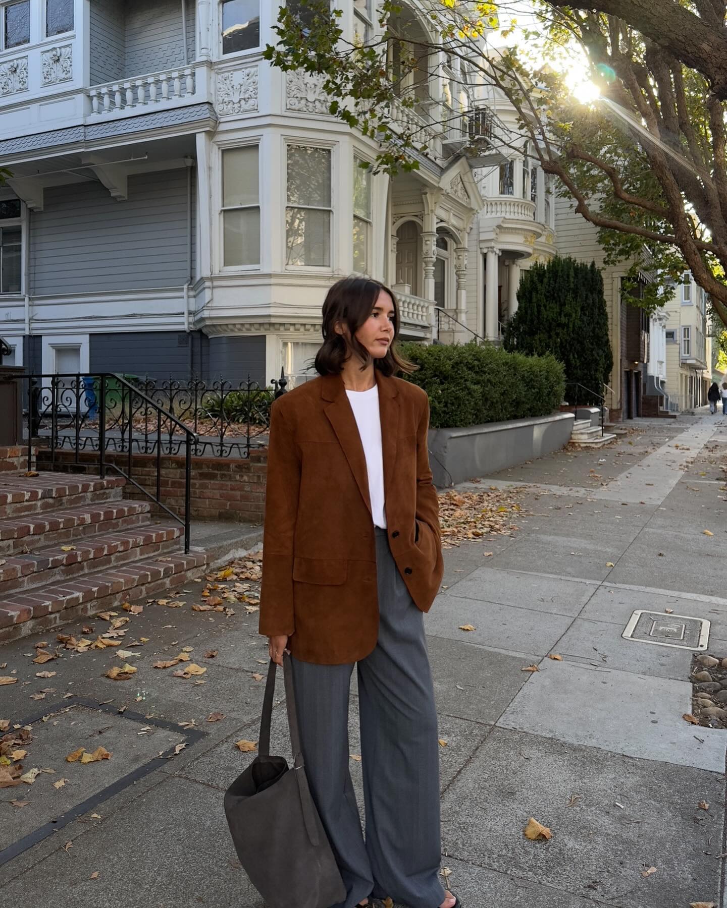 4 mẫu áo blazer đẹp trường tồn trong tủ đồ của phụ nữ Pháp- Ảnh 12.