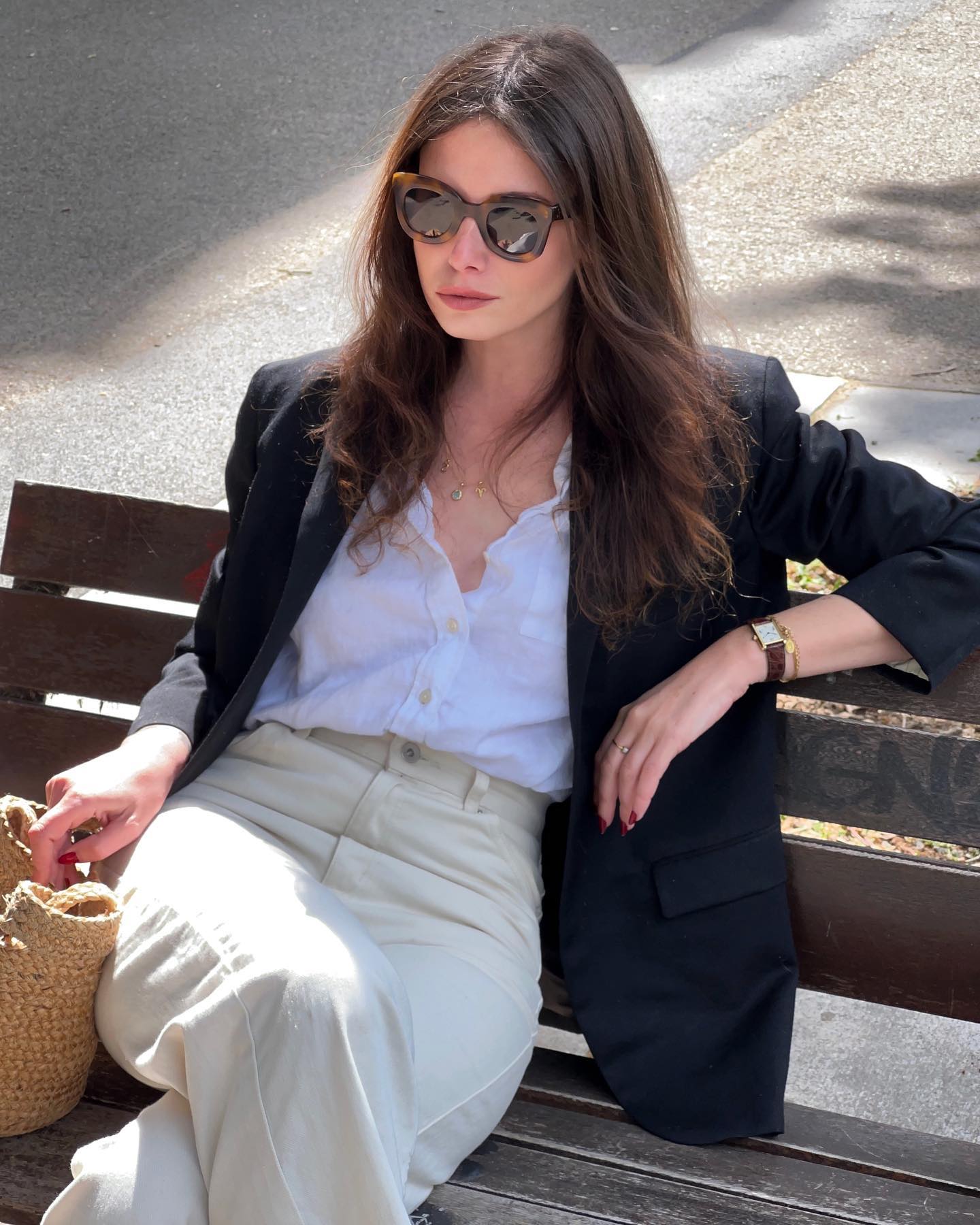 4 mẫu áo blazer đẹp trường tồn trong tủ đồ của phụ nữ Pháp- Ảnh 3.