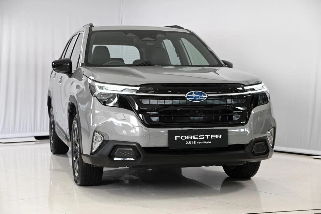 Subaru Forester 2026 tiếp tục về ĐNÁ, quy đổi 2,1 tỷ đồng: Thiết kế lột xác, mạnh hơn nhưng cần một điều để thuyết phục khách Việt khi bán tháng sau- Ảnh 2.