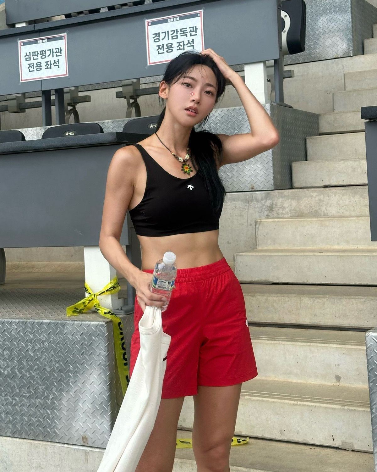 amp;#34;Nữ thần chạy bộamp;#34; Hàn Quốc khoe vóc dáng săn chắc miễn chê - 9