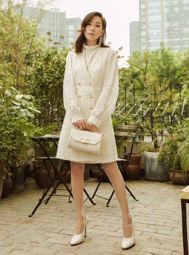 3 tuyệt chiêu mặc đồ giấu bụng cực đỉnh, chị em diện vào lập tức như giảm đi 5kg dù diện đồ mỏng hay dày - 12